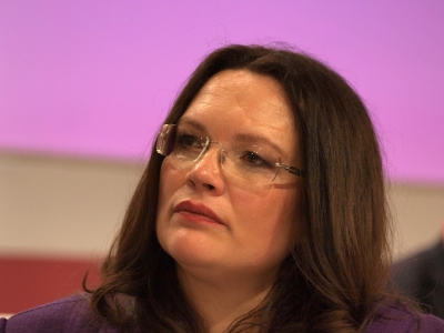 schlagzeilen news deutschland  Nahles hält Neuwahlen im Saarland für möglich