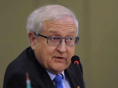 Foto: Brüderle will schnell über zweites Griechenland Paket abstimmen schlagzeilen news europa deutschland Brüderle will schnell über zweites Griechenland Paket abstimmen